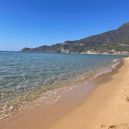 Al Mare Nella Natura Selvaggia Buggerru