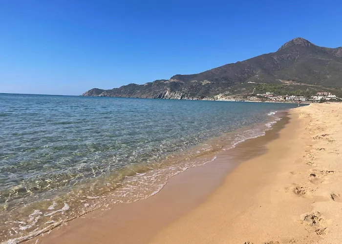 Al Mare Nella Natura Selvaggia Buggerru